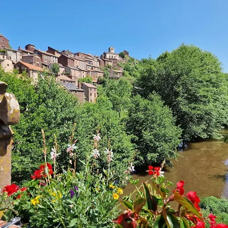 La Loubiere - Le Au Coeur De La Nature Combret
