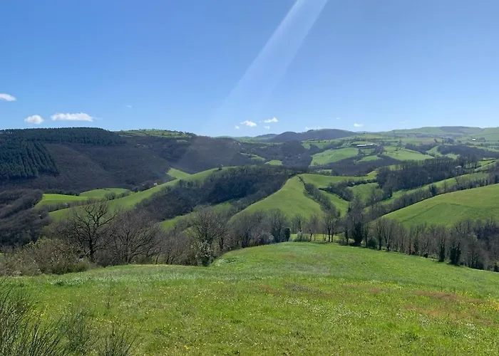 La Loubiere - Le Au Coeur De La Nature Combret
