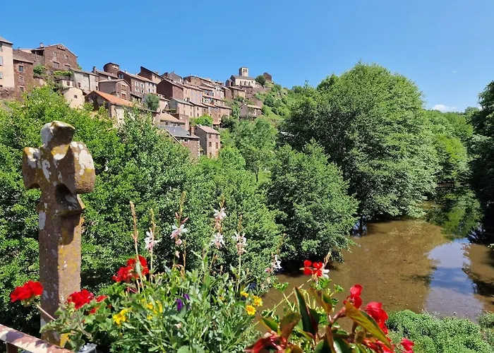 La Loubiere - Le Au Coeur De La Nature Combret